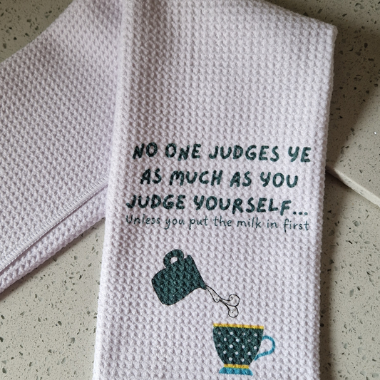 NO ONE JUDGES YE TAE TOWEL