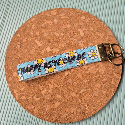 DON'T WORRY BE AS HAPPY AS YE CAN BE WRISTLET KEYRING