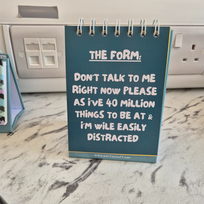 HOW'S THE FORM? DESKTOP BOOK