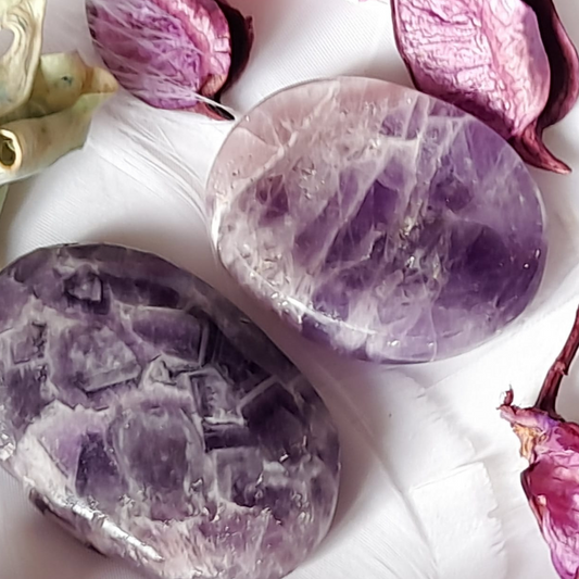 Amethyst Thumb Stone-  NOW £4.20 AT CHECKOUT