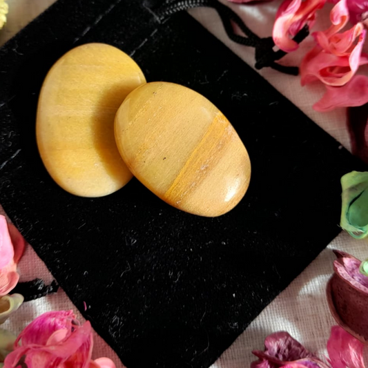 Yellow Aventurine Thumb Stone-  NOW £4.20 AT CHECKOUT