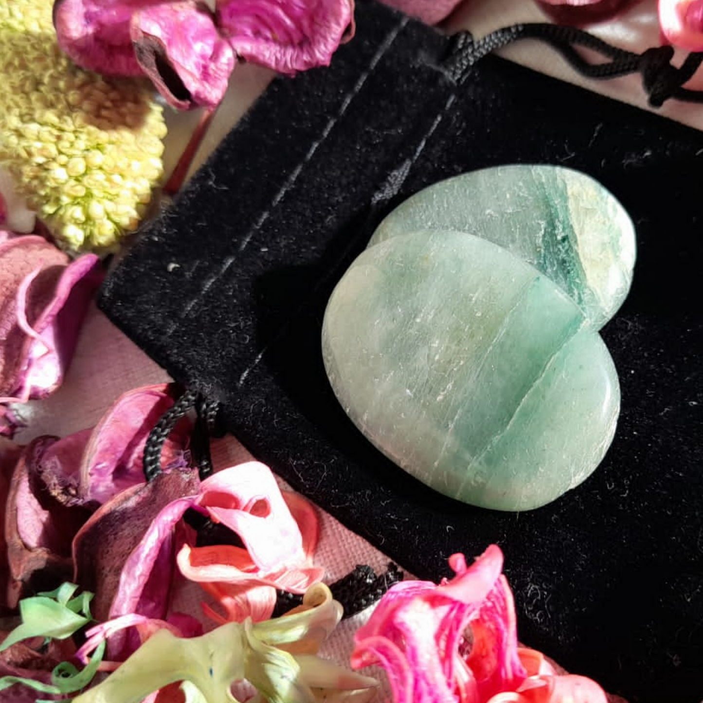 Green Aventurine Thumb Stone - NOW £4.20 AT CHECKOUT