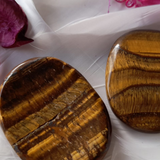 Tiger’s Eye Thumb Stone